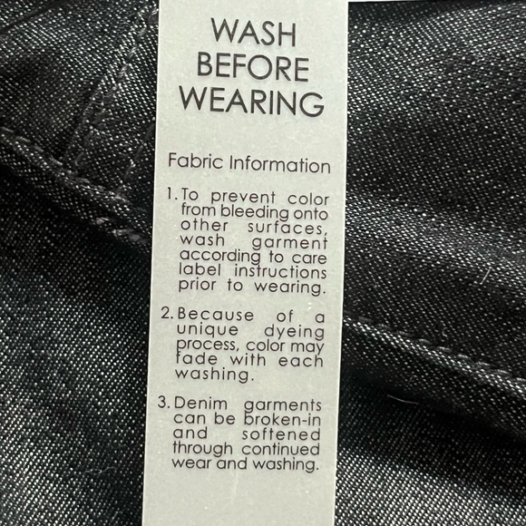 Chaus Sport Women’s Black Indigo Denim - Size 12 - Picture 8 of 10